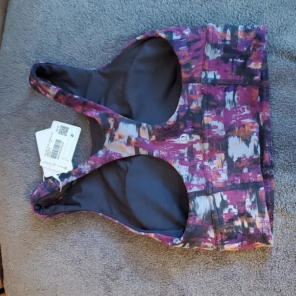 Wunder Under Train Long Line Lululemon Bra. - Picture 2 of 4